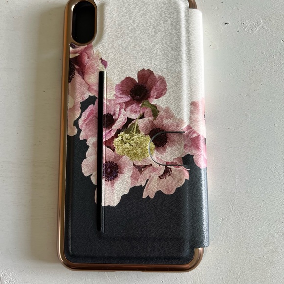 Ted Baker iPhone XS Max phone case - Picture 2 of 3